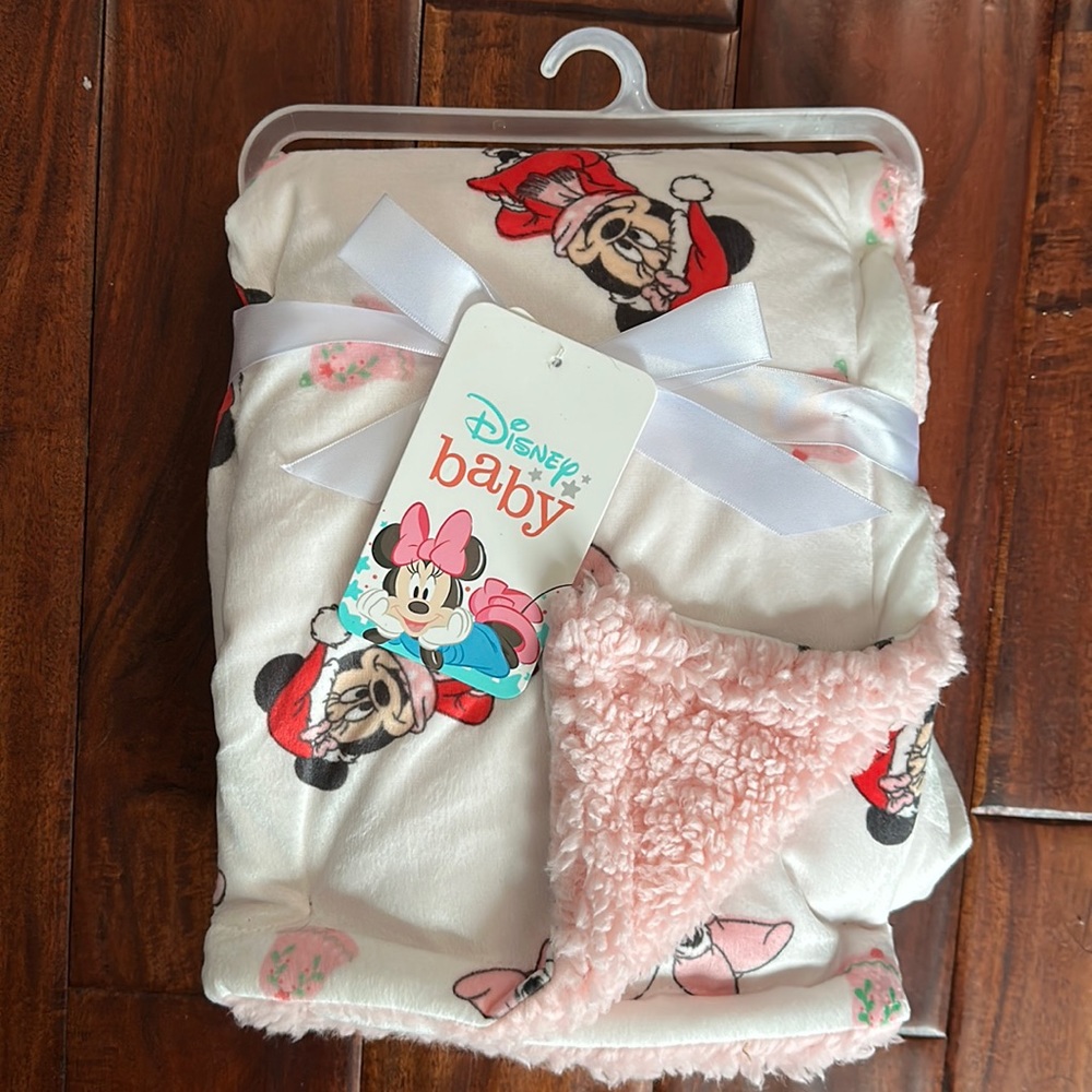 Christmas Disney Minnie Mouse Baby Toddler Blanket NWT